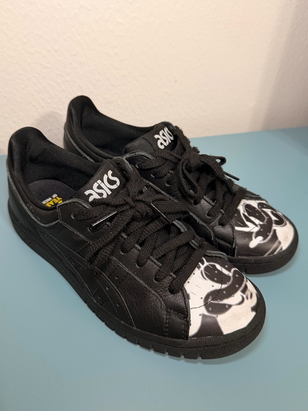 ASICS Tiger x Disney 90 Years Gel PTG sneakers - Size Men 5.5/women 7